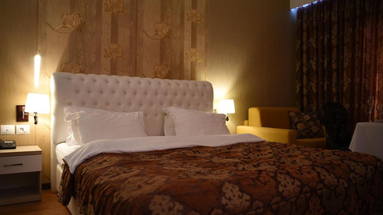 Hotel Bleart Durrës Eksteriør billede